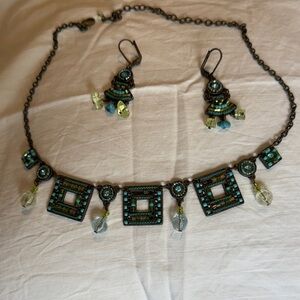 Elegant Green and Gold Jewelry Set